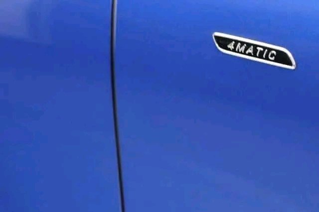 Mercedes-Benz EQE 43 – Image 18