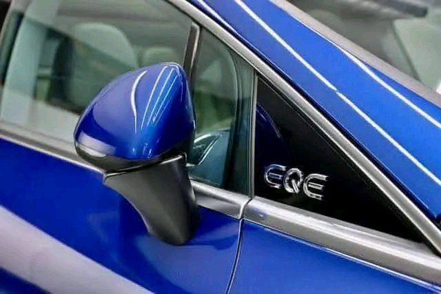 Mercedes-Benz EQE 43 – Image 7