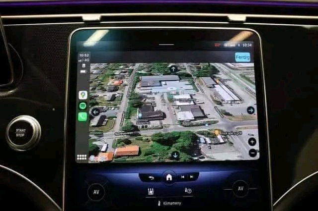 Mercedes-Benz EQE 43 – Image 31