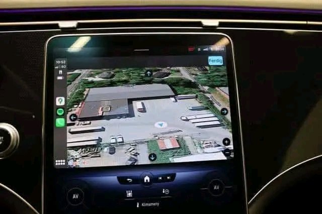 Mercedes-Benz EQE 43 – Image 26