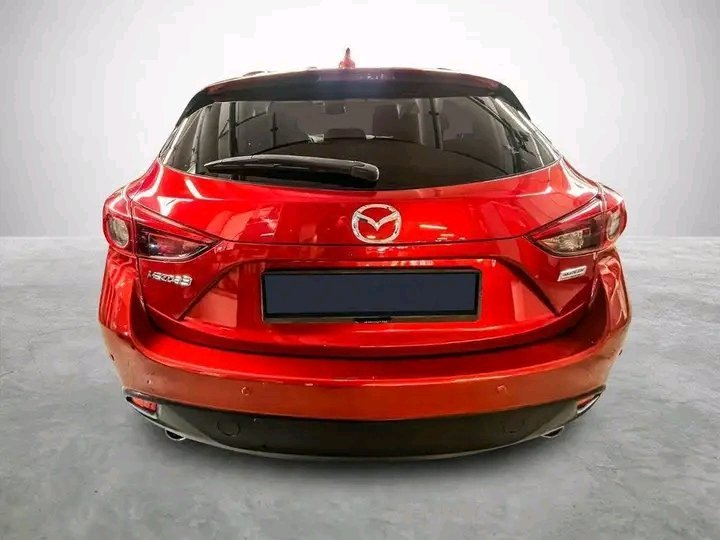 Mazda 3 – Image 13