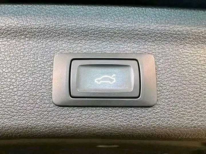 AUDI Q3 – Image 11