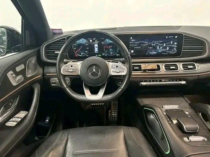 MERCEDES GLE 350DE HYBRID – Image 15