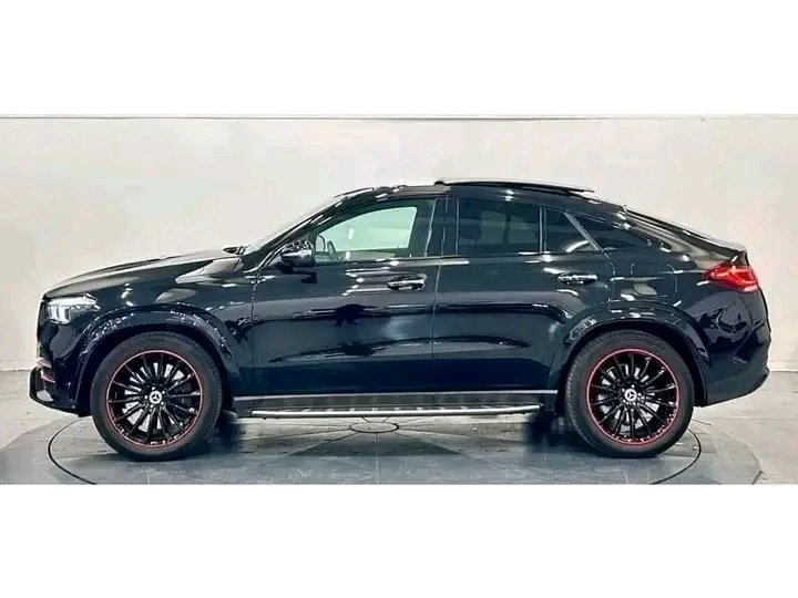 MERCEDES GLE 350DE HYBRID – Image 11