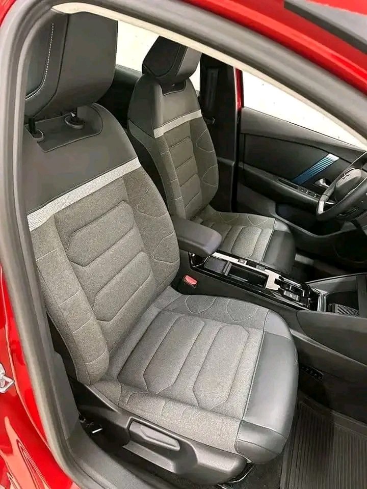 Citroen E-C4 – Image 20