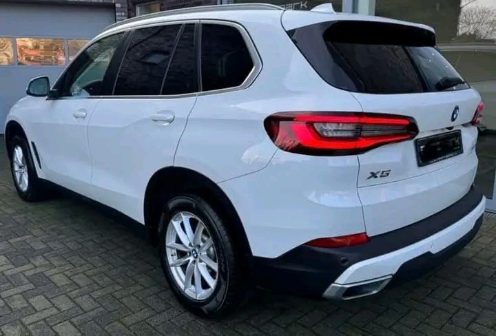 BMW X5 – Image 11