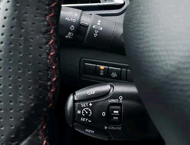 PEUGEOT 308 - GT-LINE – Image 6