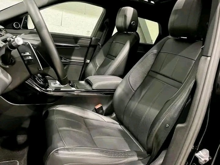 Land Rover Range Rover Evoque – Image 9