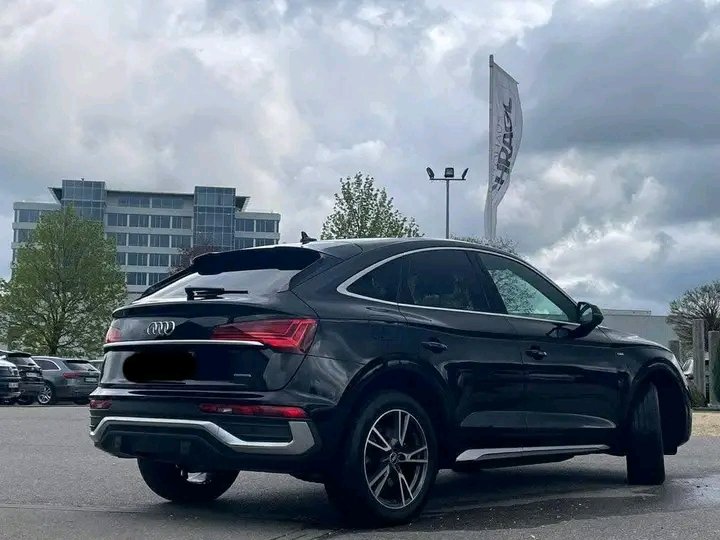 Audi Q5 Sportback – Image 18