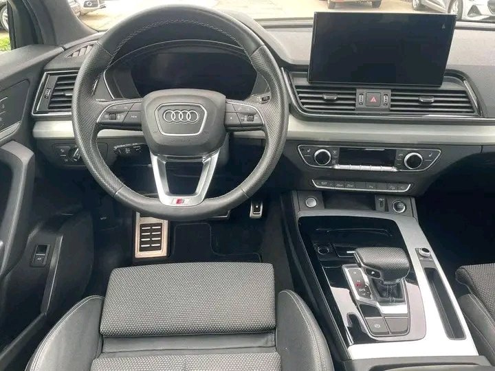 Audi Q5 Sportback – Image 16