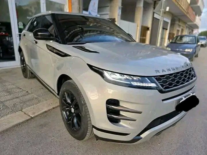 Land Rover RANGE ROVER – Image 4