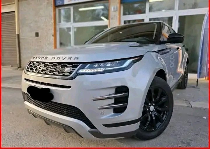 Land Rover RANGE ROVER – Image 3