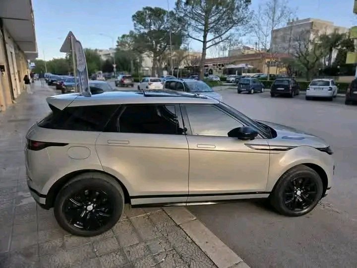 Land Rover RANGE ROVER – Image 12