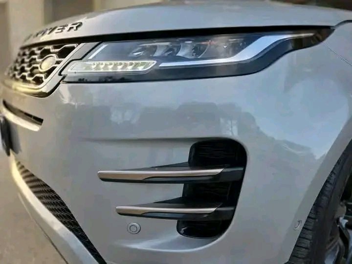 Land Rover RANGE ROVER – Image 6