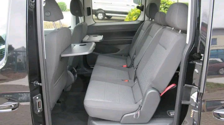 Ford Tourneo Connect Titanium L2 – Image 4
