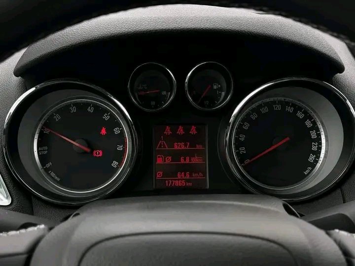 Opel Mokka 1.6l DAB+ – Image 11