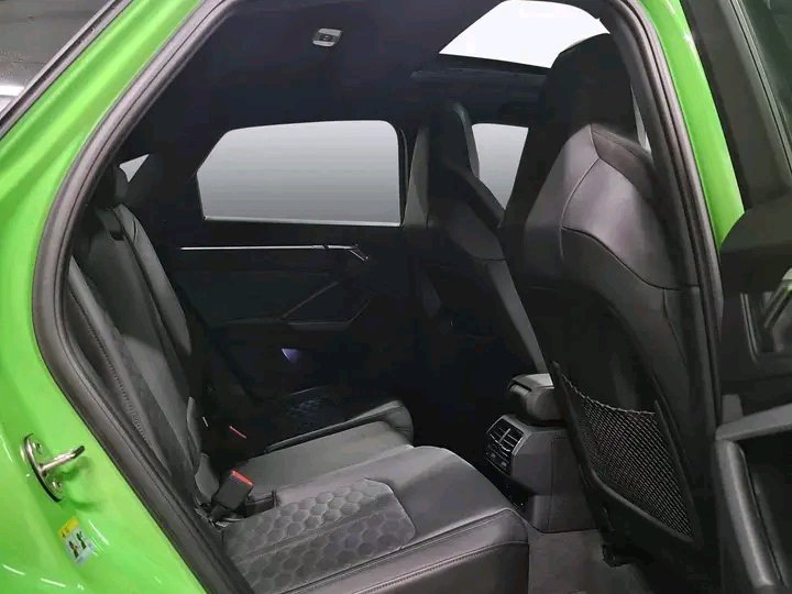 Audi RSQ3 SPORTBACK – Image 23