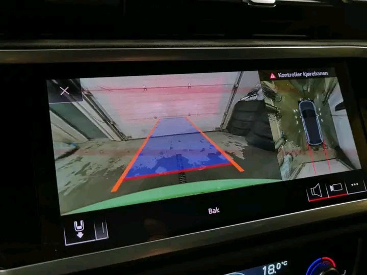 Audi RSQ3 SPORTBACK – Image 8