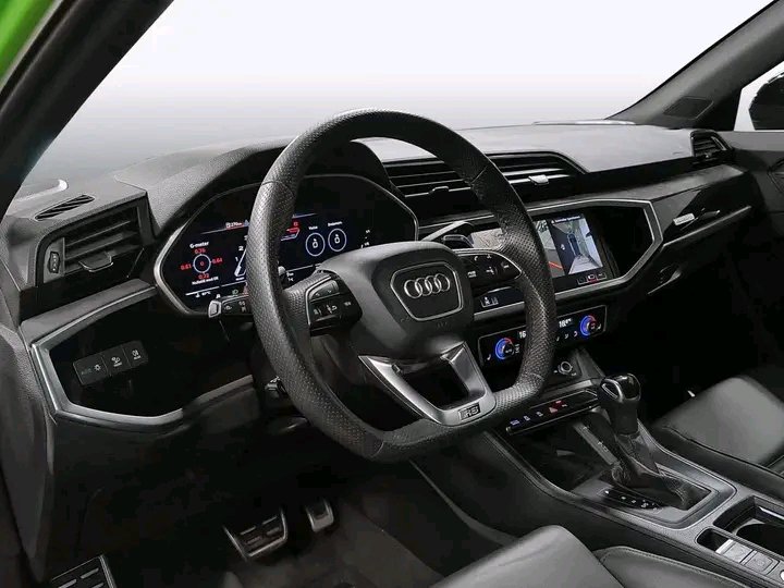 Audi RSQ3 SPORTBACK – Image 31