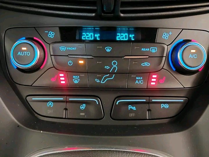 Ford Kuga – Image 9