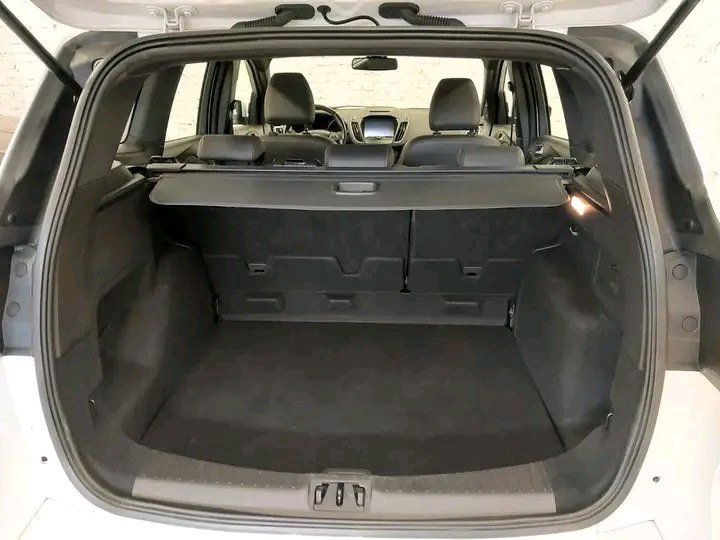 Ford Kuga – Image 15