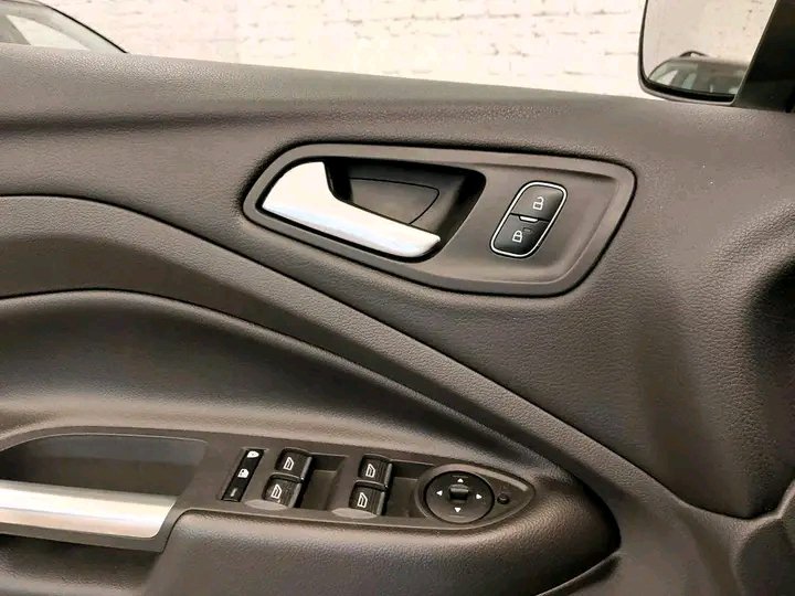 Ford Kuga – Image 21