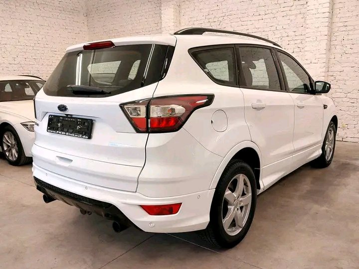 Ford Kuga – Image 26