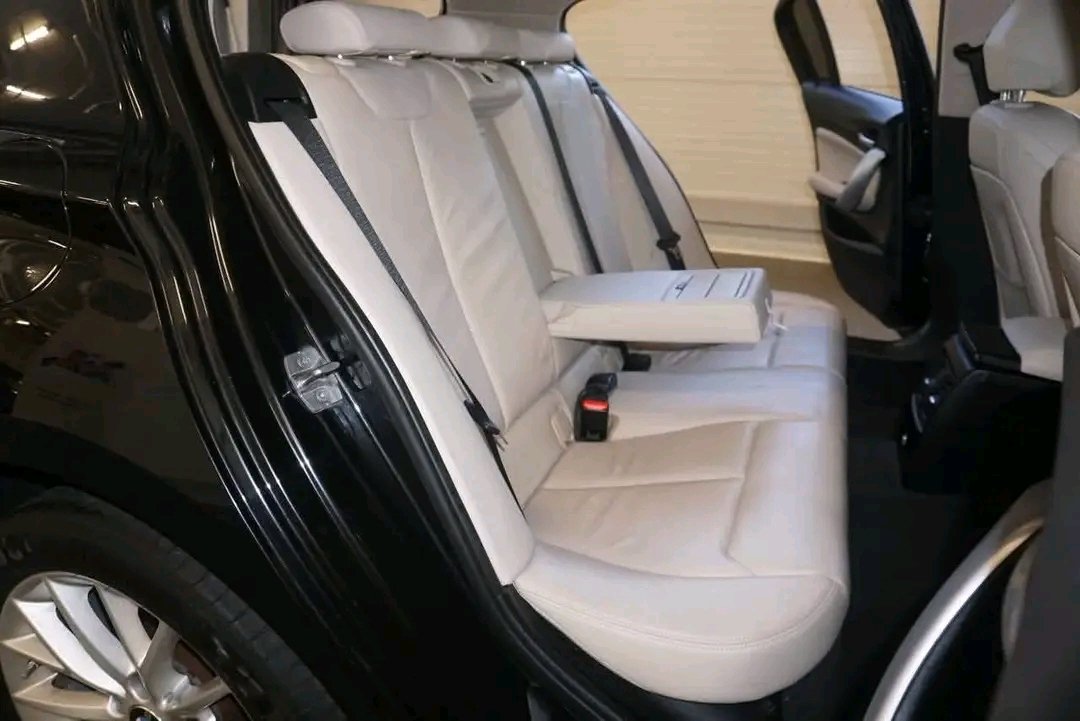 BMW 1 Series 2.0 β Image 29