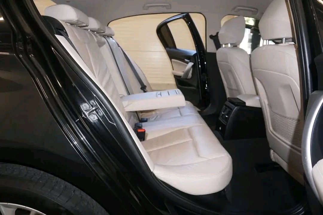 BMW 1 Series 2.0 β Image 41