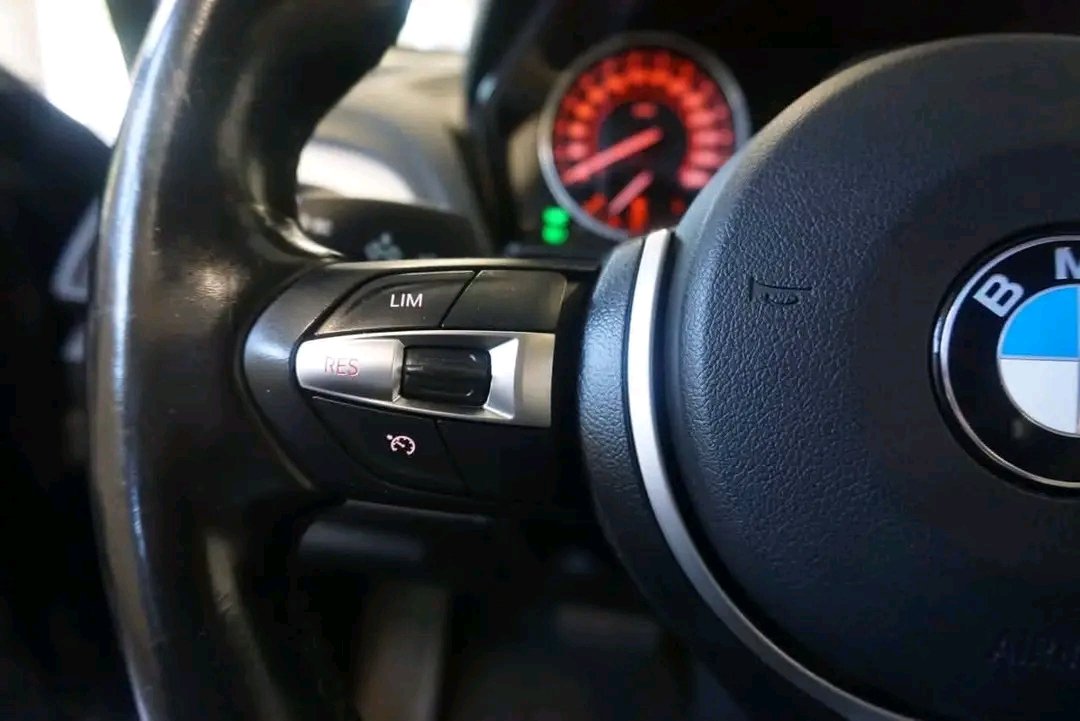 BMW 1 Series 2.0 β Image 37