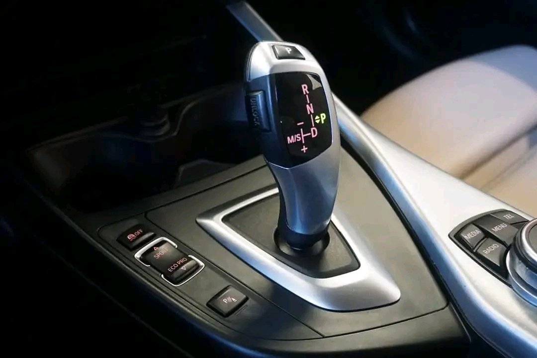 BMW 1 Series 2.0 β Image 35