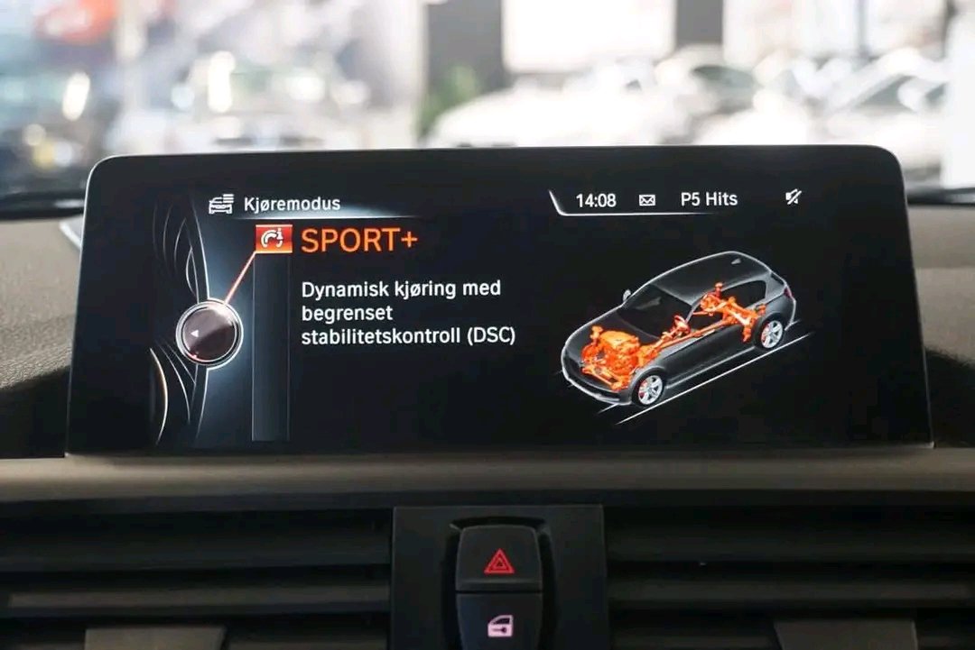 BMW 1 Series 2.0 β Image 25