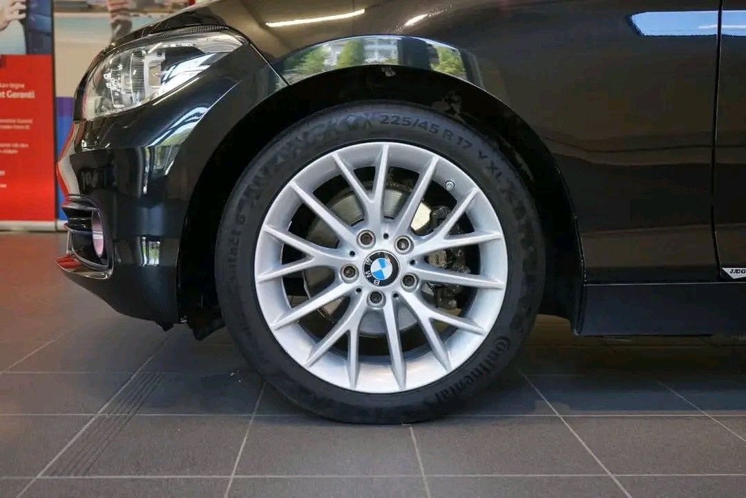 BMW 1 Series 2.0 β Image 5