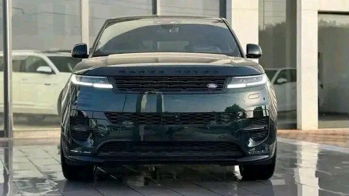 RANGE ROVER SPORT P530 V8