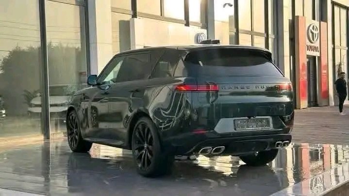 RANGE ROVER SPORT P530 V8 – Image 7